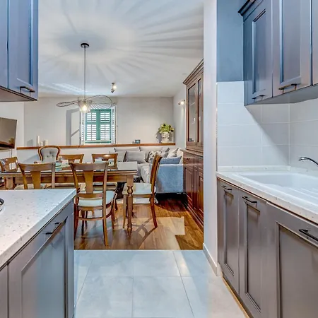 Majestic 3-bedroom Luxury * ספליט