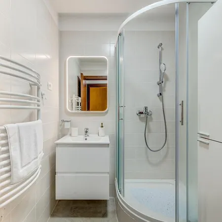 Majestic 3-bedroom Luxury *